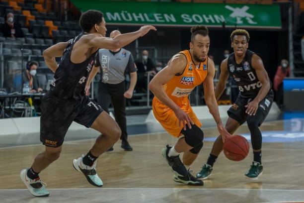 米进攻端的 米进攻端的