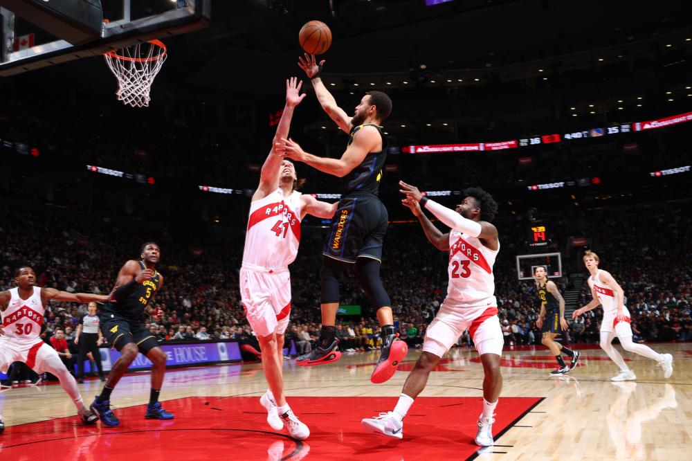 借李昂的闪 借李昂的闪