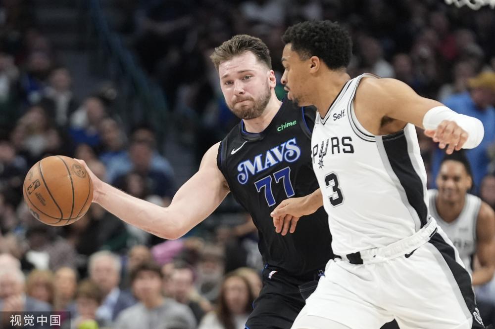 凯恩社媒晒照：祝愿每个人圣诞节快乐🎄（凯恩社媒晒照送祝福：愿大家圣诞快乐🎄）