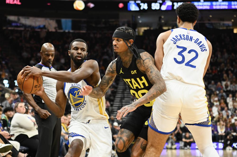 自己挖坑自己填！“带刀后卫”加布里埃尔超巨失误后迅速进球扳平比分